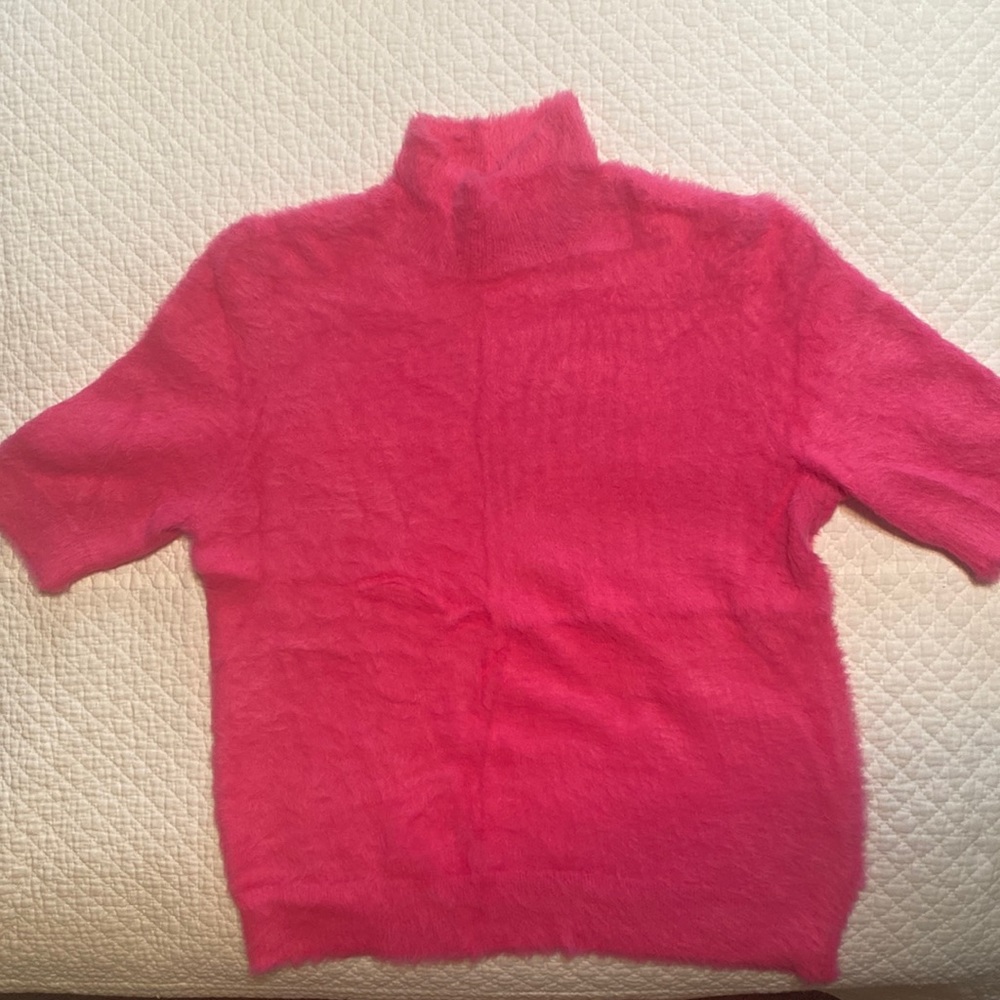 Women’s sweater size small